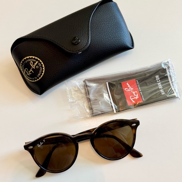 NWT Ray-Ban Sunglasses RB2180 710/83 49-21 Round Tortoise Brown D38, Polarized - Picture 5 of 14